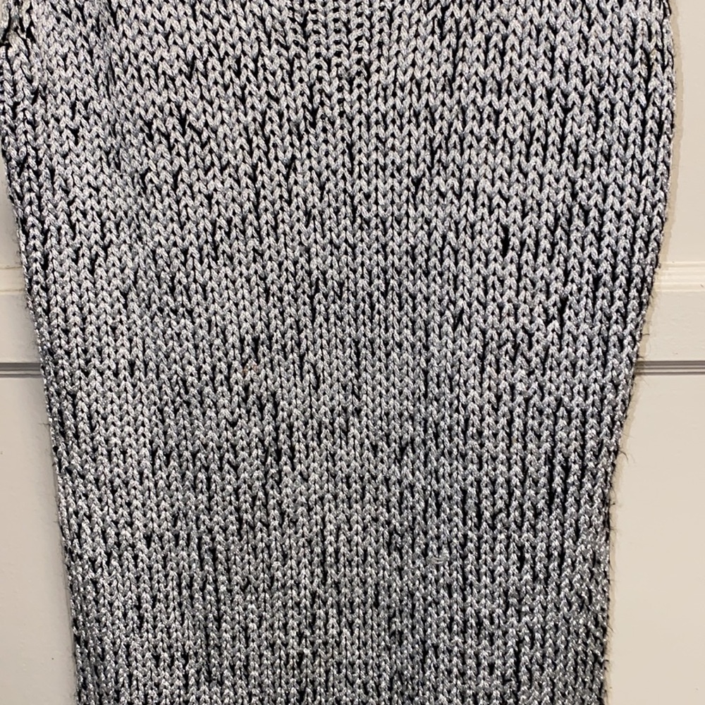 Divided by H&M Medium Silver Sleeveless Scoop Neck Ribbed Knit Dress - Picture 5 of 10